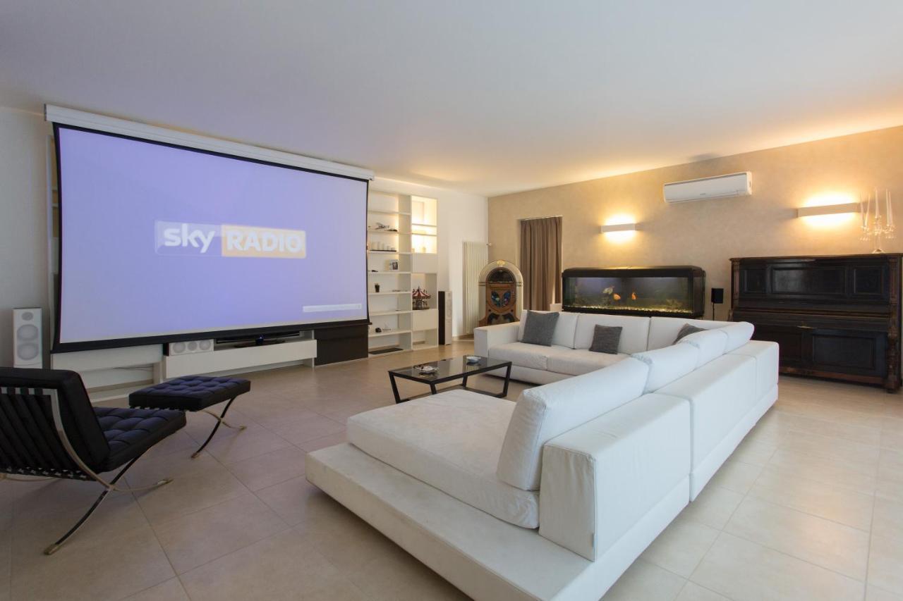 Luxury Villa Spa Монделло Екстер'єр фото